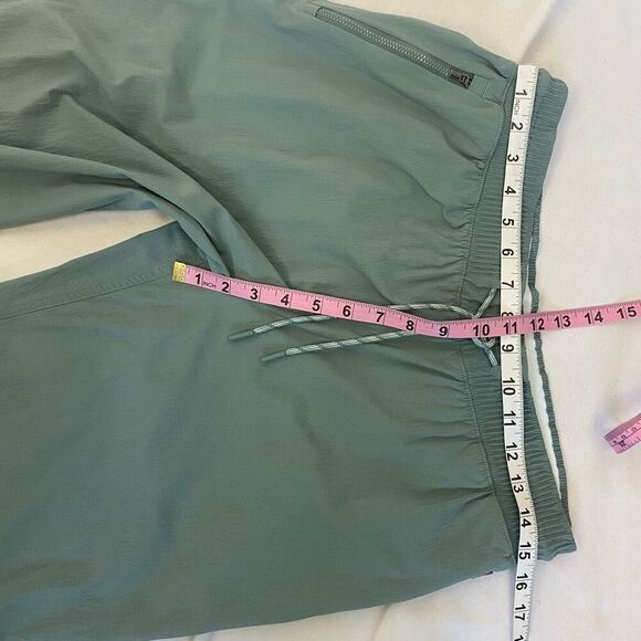 Athleta Trekkie Straight Crop Pant Womens 10 Elastic waist Drawstring Green/Gray - Picture 6 of 8